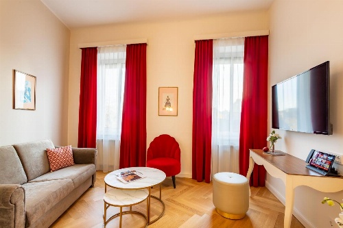 Theaterhotel & Suites Wien image 1